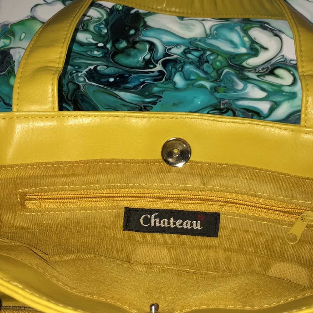 Yellow Purse - Picture 4 of 4